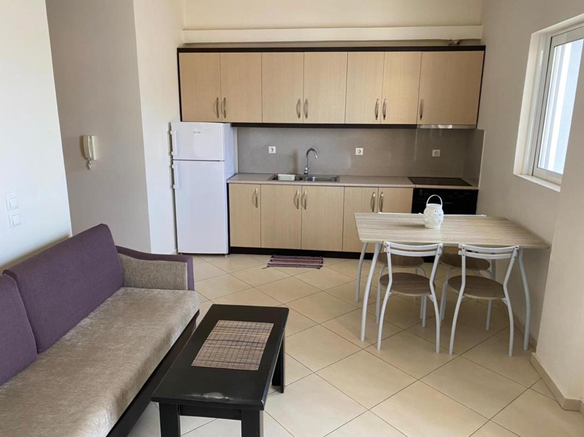 Paradiso Apartments Sarandë Buitenkant foto