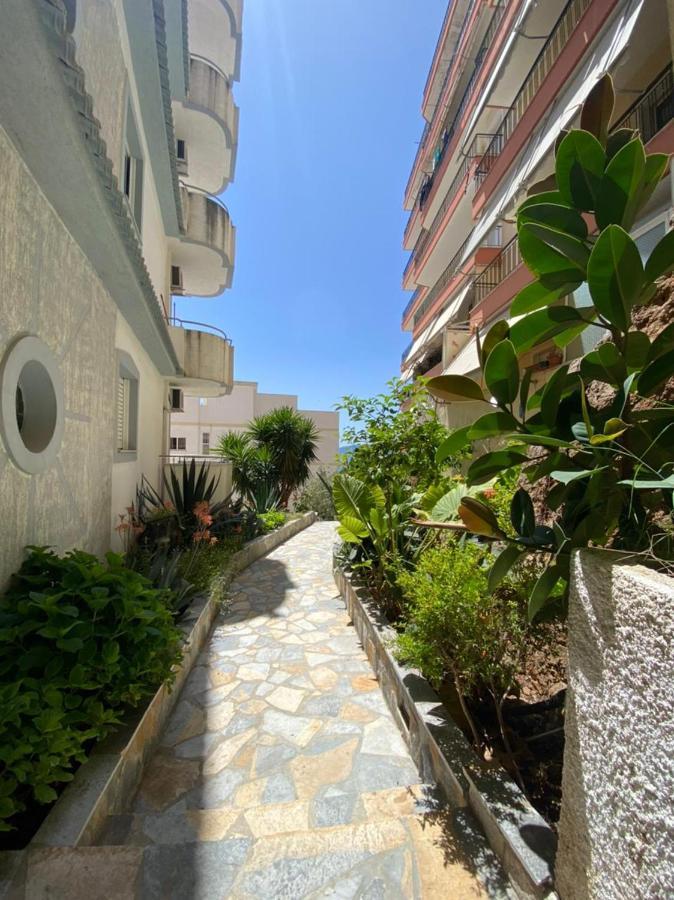 Paradiso Apartments Sarandë Buitenkant foto