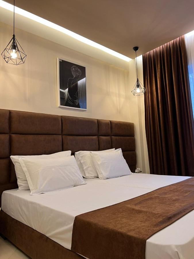 Paradiso Apartments Sarandë Buitenkant foto