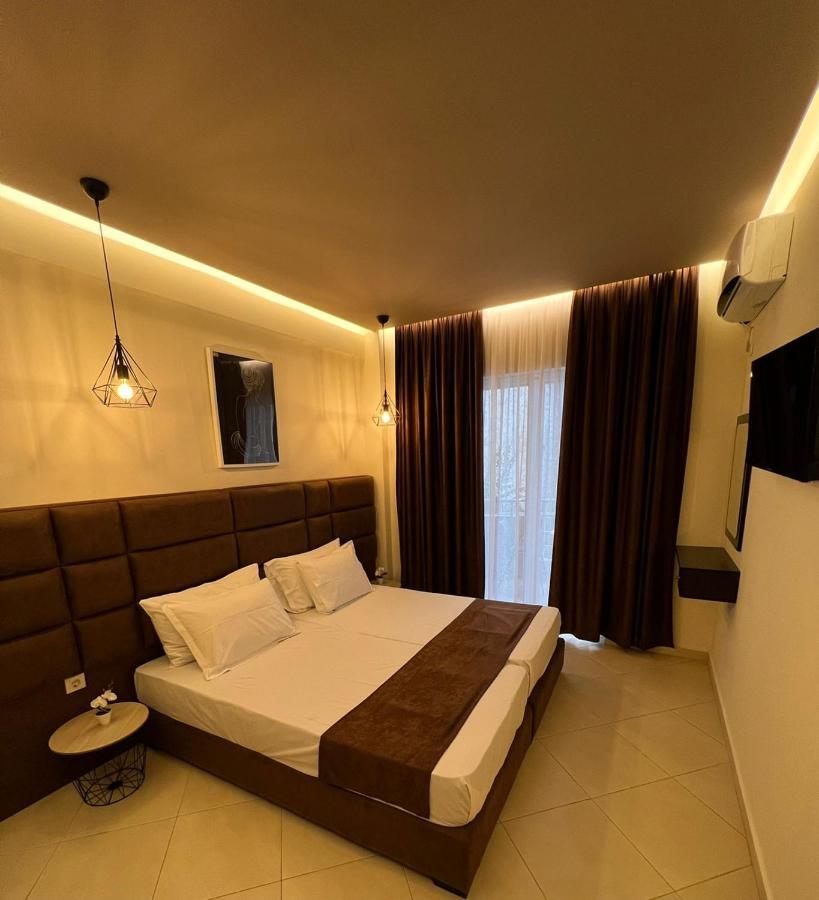Paradiso Apartments Sarandë Buitenkant foto